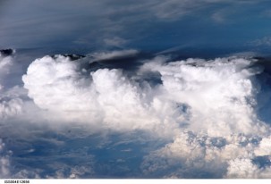 Spontaneous Clumping of Tropical Clouds