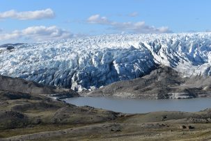 Unusually Clear Skies Drove Record Loss of Greenland Ice in 2019