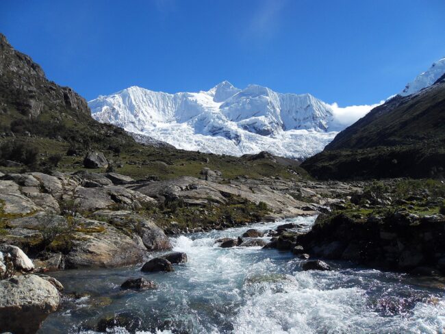 Ten-Year Climate Lawsuit Ends in Loss for One Man, But a Win for Climate – State of the Planet A river flows down from the melting Palcaraju Glacier