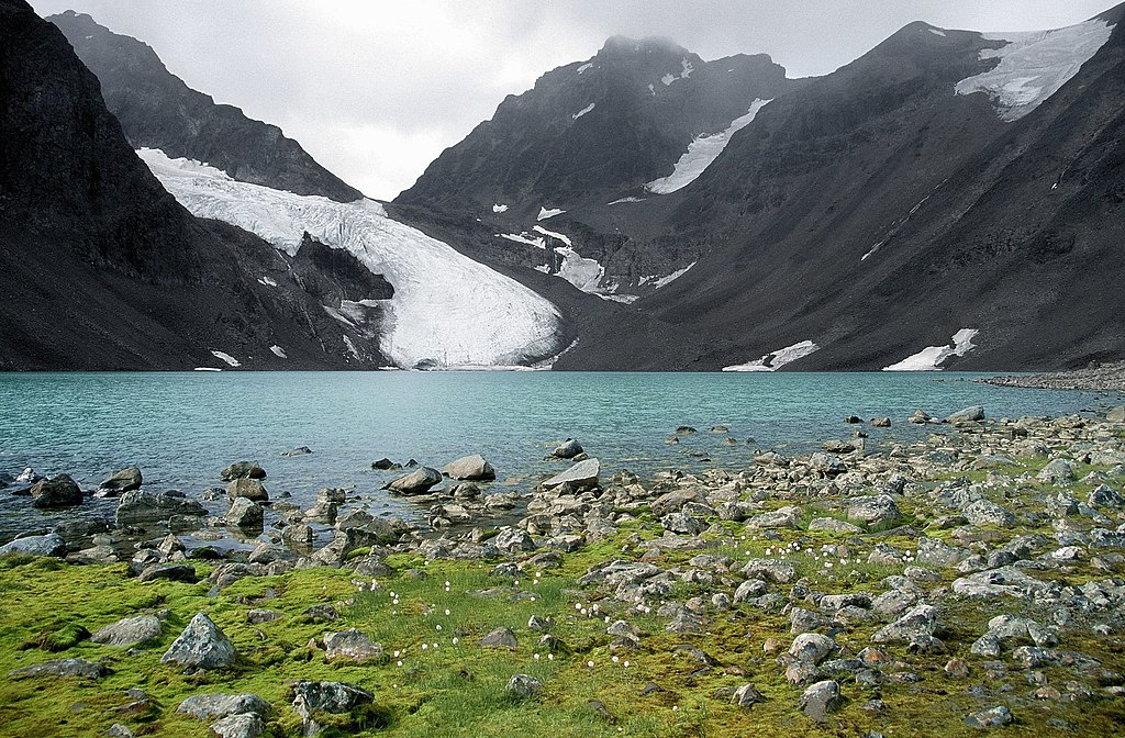 Study Finds We’ll Lose Almost 40 Percent of Our Glacial Ice