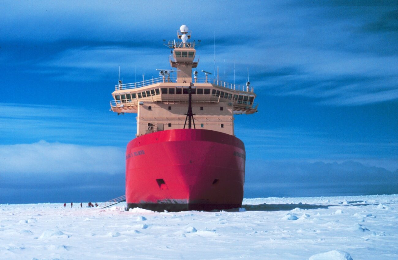 Scientists Respond to the Planned Termination of the Only U.S. Antarctic Research Vessel