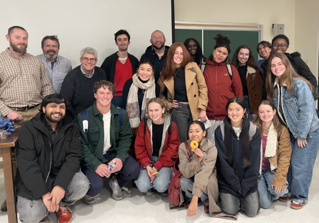 Siswa di kelas keadilan iklim